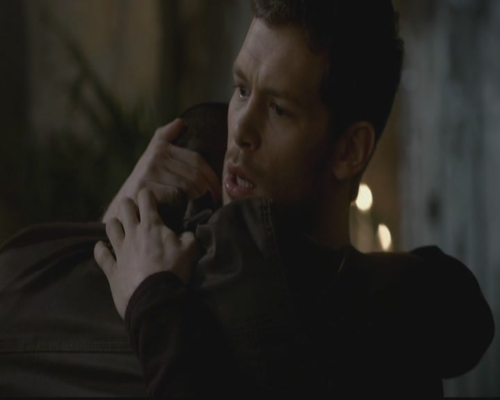 VampireDiariesWorld-dot-org_TheOriginals1x11ApresMoileDeluge1984.jpg VampireDiariesWorld-dot-org_TheOriginals1x11ApresMoileDeluge1984.jpg