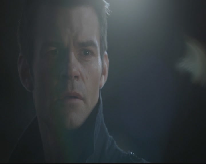 VampireDiariesWorld-dot-org_TheOriginals1x11ApresMoileDeluge2115.jpg