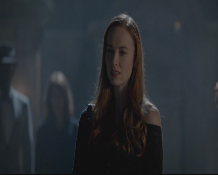 VampireDiariesWorld-dot-org_TheOriginals1x12DanceBackFromTheGrave0061.jpg