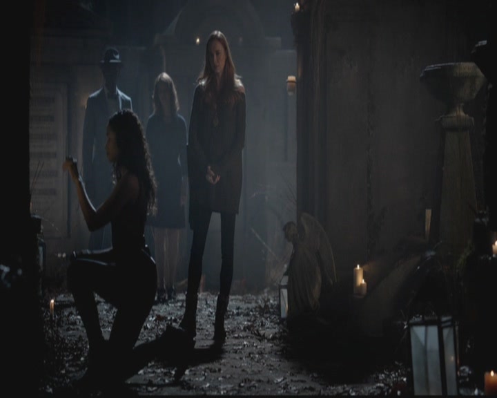 VampireDiariesWorld-dot-org_TheOriginals1x12DanceBackFromTheGrave0063.jpg