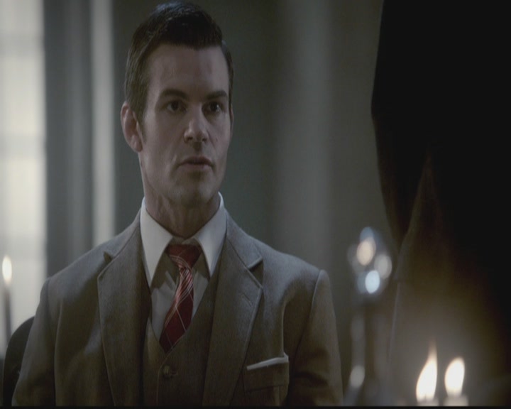VampireDiariesWorld-dot-org_TheOriginals1x12DanceBackFromTheGrave0230.jpg