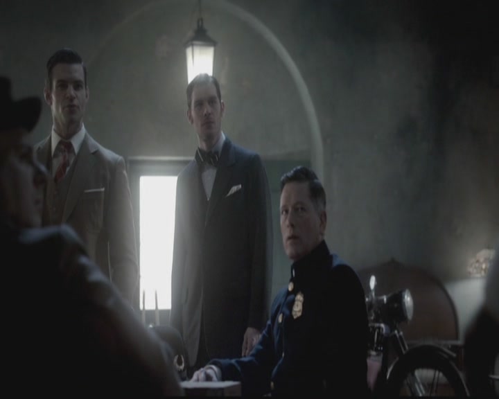 VampireDiariesWorld-dot-org_TheOriginals1x12DanceBackFromTheGrave0267.jpg
