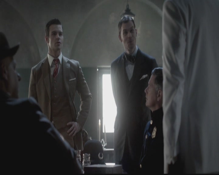VampireDiariesWorld-dot-org_TheOriginals1x12DanceBackFromTheGrave0292.jpg