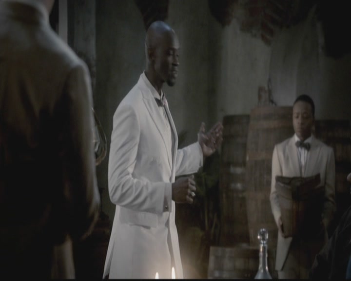 VampireDiariesWorld-dot-org_TheOriginals1x12DanceBackFromTheGrave0301.jpg