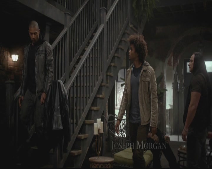 VampireDiariesWorld-dot-org_TheOriginals1x12DanceBackFromTheGrave0335.jpg