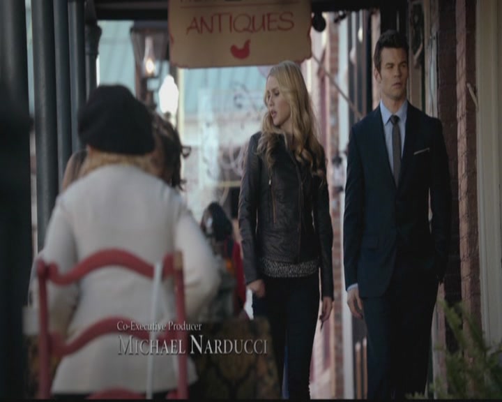 VampireDiariesWorld-dot-org_TheOriginals1x12DanceBackFromTheGrave0444.jpg