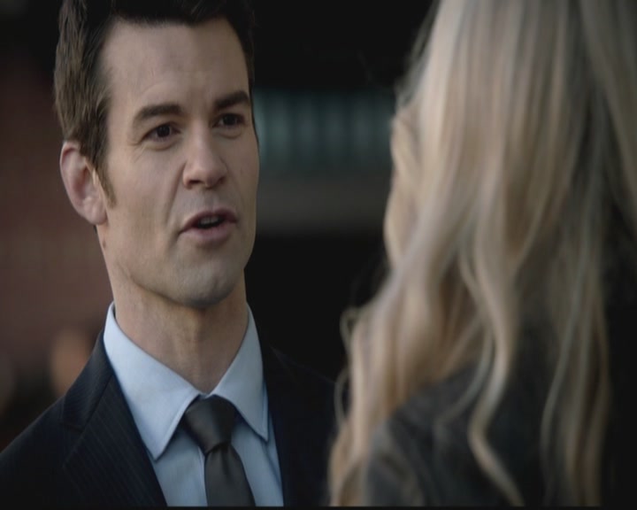 VampireDiariesWorld-dot-org_TheOriginals1x12DanceBackFromTheGrave0475.jpg