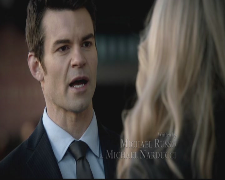 VampireDiariesWorld-dot-org_TheOriginals1x12DanceBackFromTheGrave0477.jpg