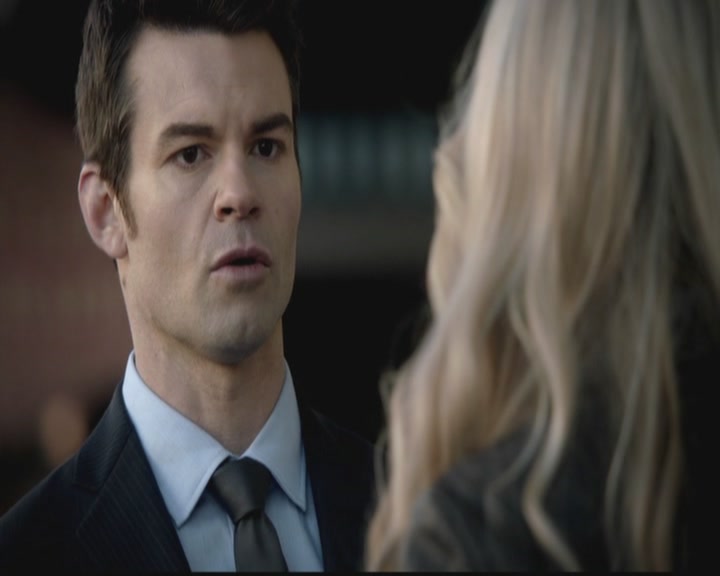 VampireDiariesWorld-dot-org_TheOriginals1x12DanceBackFromTheGrave0478.jpg