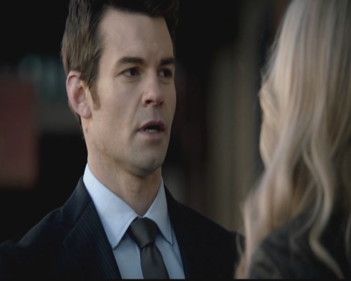 VampireDiariesWorld-dot-org_TheOriginals1x12DanceBackFromTheGrave0483.jpg
