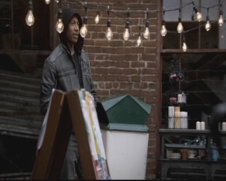 VampireDiariesWorld-dot-org_TheOriginals1x12DanceBackFromTheGrave0568.jpg
