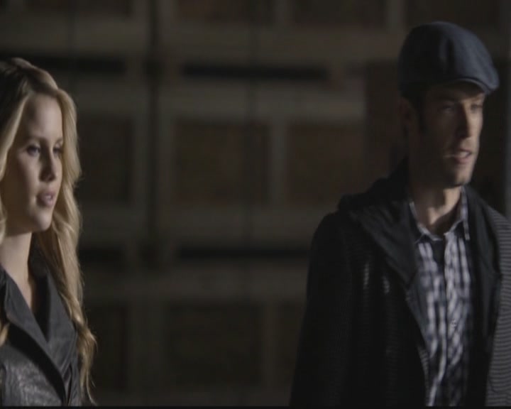 VampireDiariesWorld-dot-org_TheOriginals1x12DanceBackFromTheGrave0601.jpg