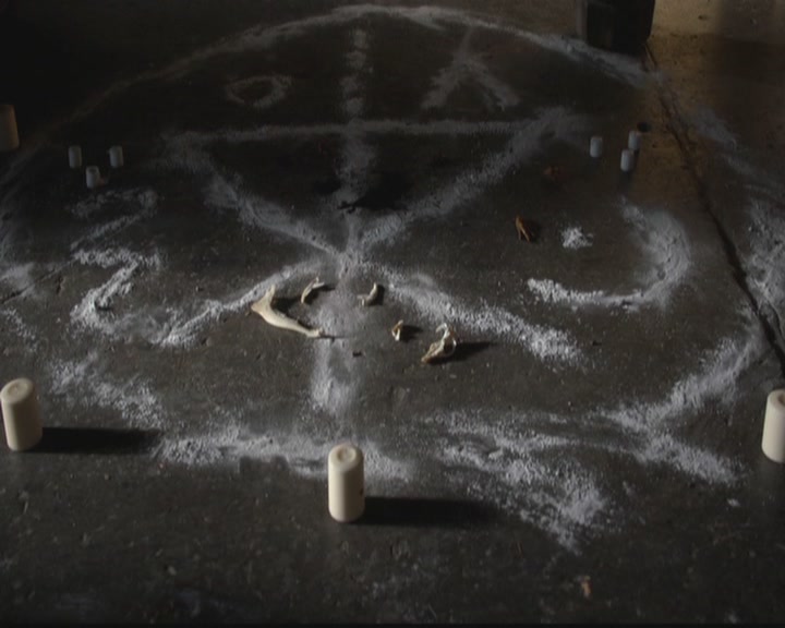 VampireDiariesWorld-dot-org_TheOriginals1x12DanceBackFromTheGrave0608.jpg