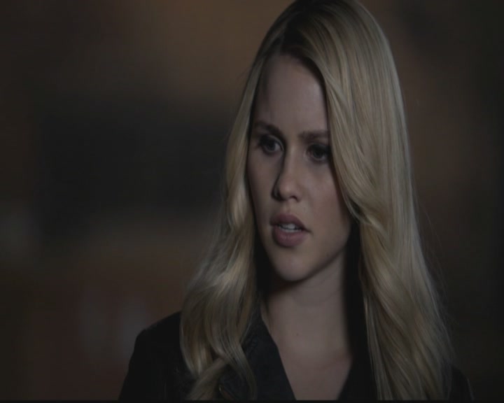 VampireDiariesWorld-dot-org_TheOriginals1x12DanceBackFromTheGrave0624.jpg