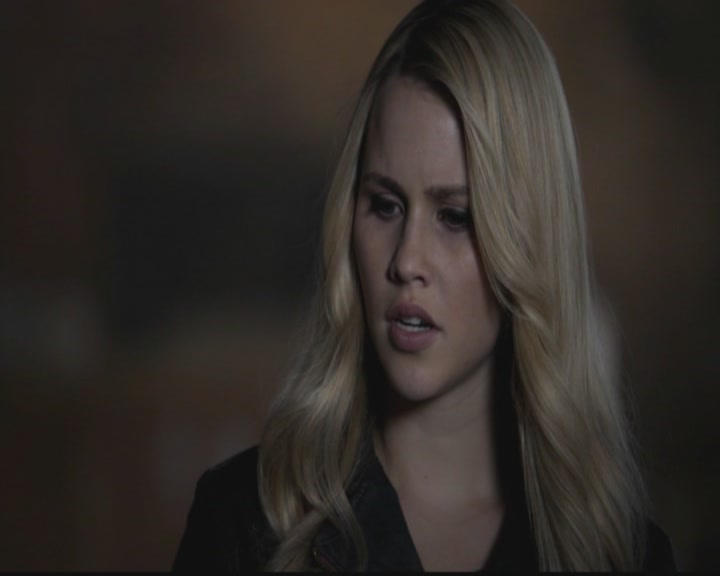 VampireDiariesWorld-dot-org_TheOriginals1x12DanceBackFromTheGrave0625.jpg