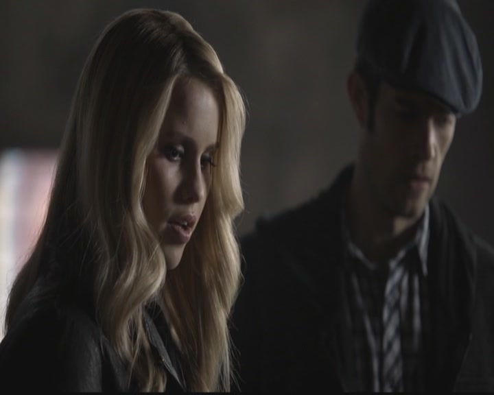 VampireDiariesWorld-dot-org_TheOriginals1x12DanceBackFromTheGrave0628.jpg