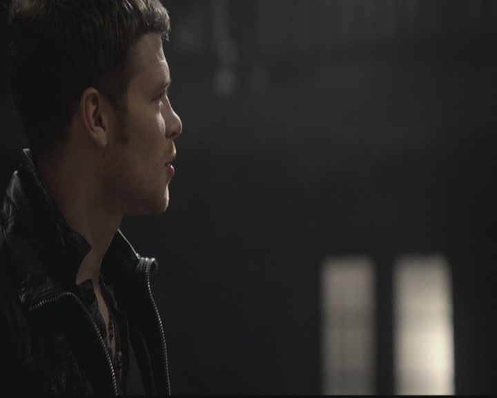VampireDiariesWorld-dot-org_TheOriginals1x12DanceBackFromTheGrave0712.jpg
