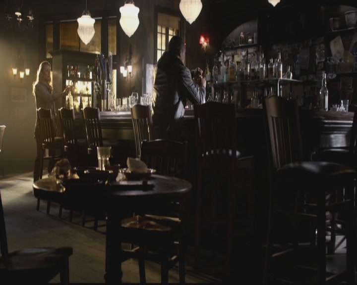 VampireDiariesWorld-dot-org_TheOriginals1x12DanceBackFromTheGrave0754.jpg