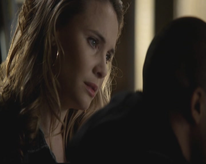 VampireDiariesWorld-dot-org_TheOriginals1x12DanceBackFromTheGrave0802.jpg