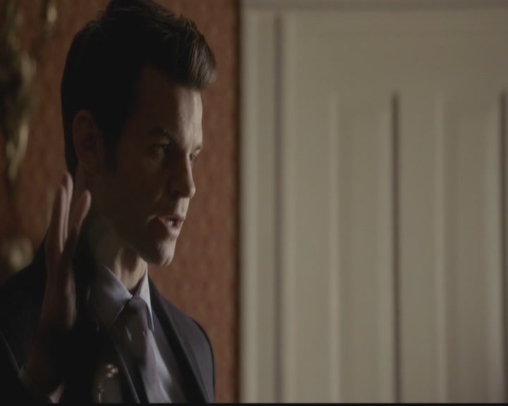 VampireDiariesWorld-dot-org_TheOriginals1x12DanceBackFromTheGrave0852.jpg