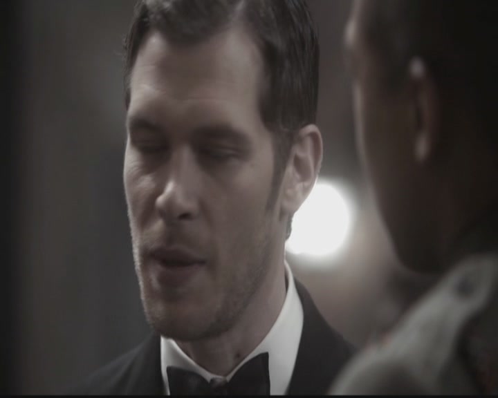 VampireDiariesWorld-dot-org_TheOriginals1x12DanceBackFromTheGrave0997.jpg