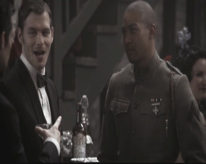 VampireDiariesWorld-dot-org_TheOriginals1x12DanceBackFromTheGrave1006.jpg