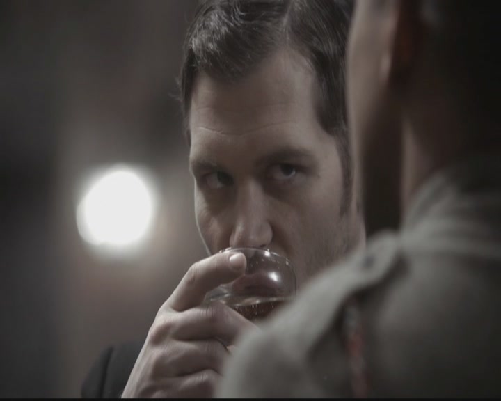 VampireDiariesWorld-dot-org_TheOriginals1x12DanceBackFromTheGrave1014.jpg