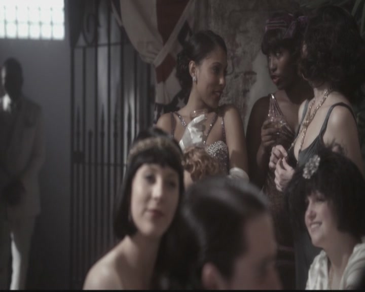 VampireDiariesWorld-dot-org_TheOriginals1x12DanceBackFromTheGrave1027.jpg