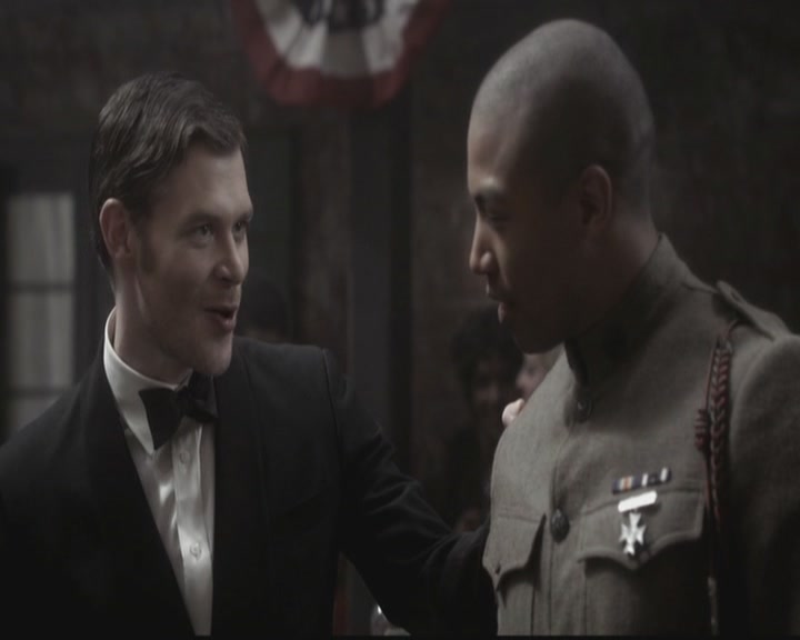 VampireDiariesWorld-dot-org_TheOriginals1x12DanceBackFromTheGrave1039.jpg