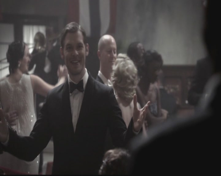 VampireDiariesWorld-dot-org_TheOriginals1x12DanceBackFromTheGrave1044.jpg