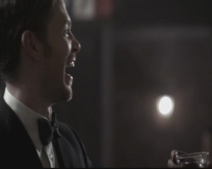 VampireDiariesWorld-dot-org_TheOriginals1x12DanceBackFromTheGrave1078.jpg