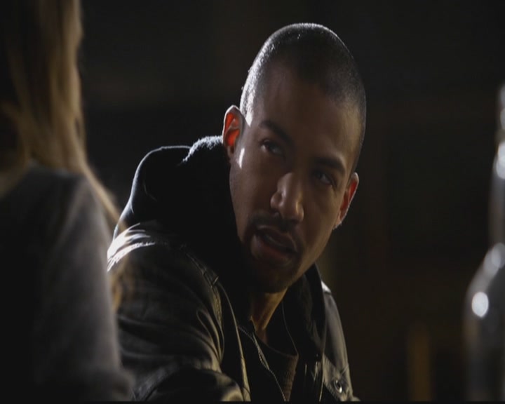VampireDiariesWorld-dot-org_TheOriginals1x12DanceBackFromTheGrave1102.jpg