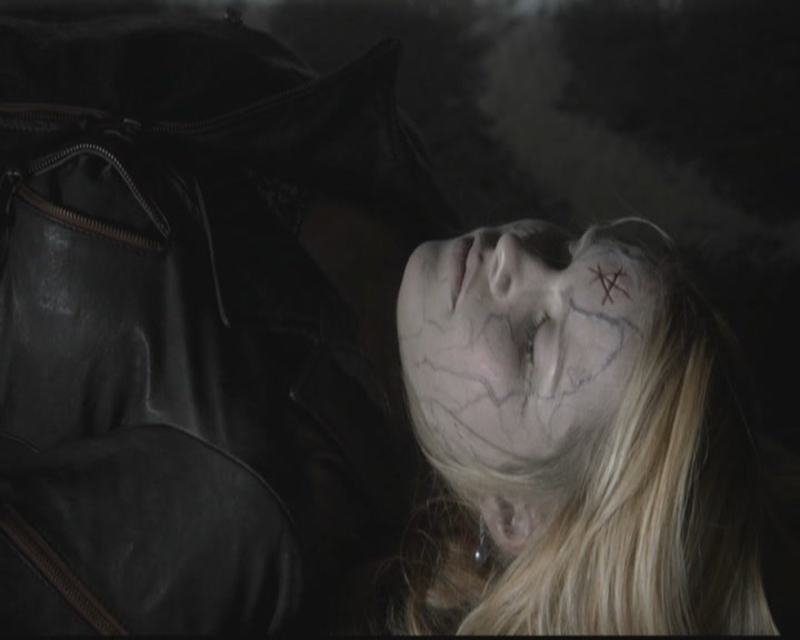 VampireDiariesWorld-dot-org_TheOriginals1x12DanceBackFromTheGrave1146.jpg
