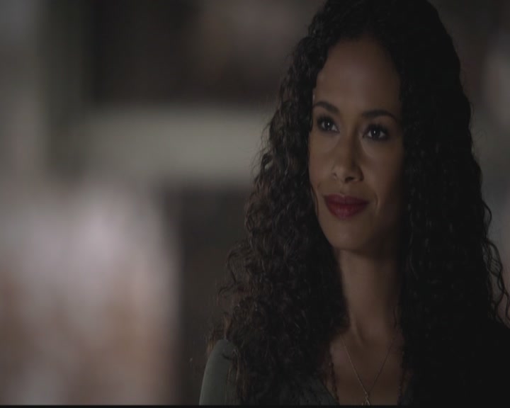 VampireDiariesWorld-dot-org_TheOriginals1x12DanceBackFromTheGrave1161.jpg