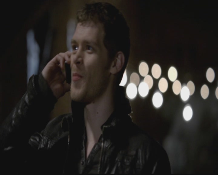 VampireDiariesWorld-dot-org_TheOriginals1x12DanceBackFromTheGrave1189.jpg