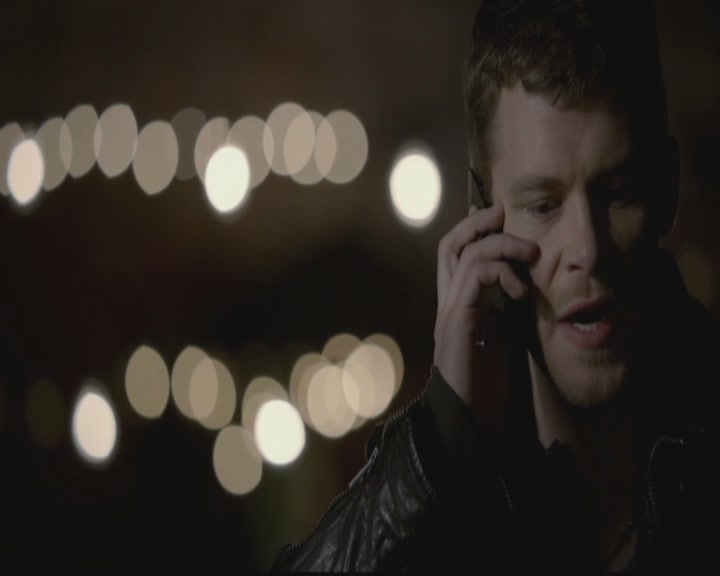 VampireDiariesWorld-dot-org_TheOriginals1x12DanceBackFromTheGrave1204.jpg