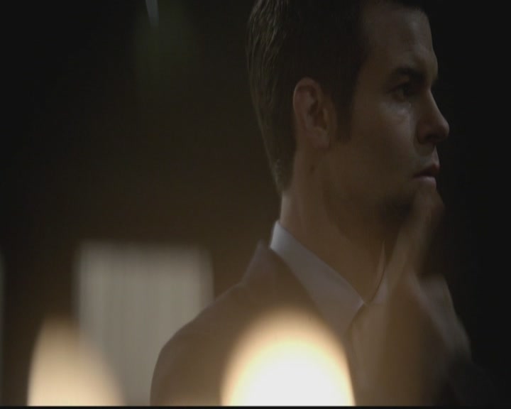 VampireDiariesWorld-dot-org_TheOriginals1x12DanceBackFromTheGrave1228.jpg