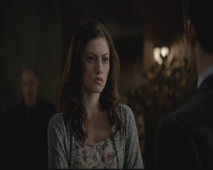 VampireDiariesWorld-dot-org_TheOriginals1x12DanceBackFromTheGrave1232.jpg