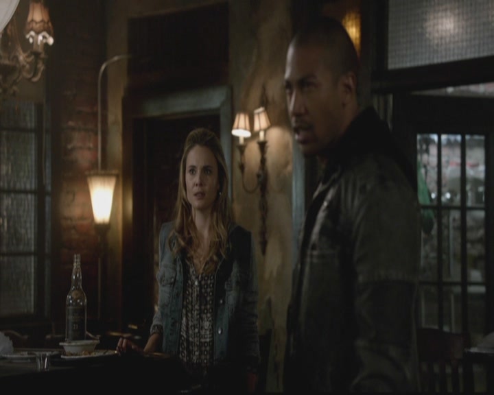 VampireDiariesWorld-dot-org_TheOriginals1x12DanceBackFromTheGrave1472.jpg