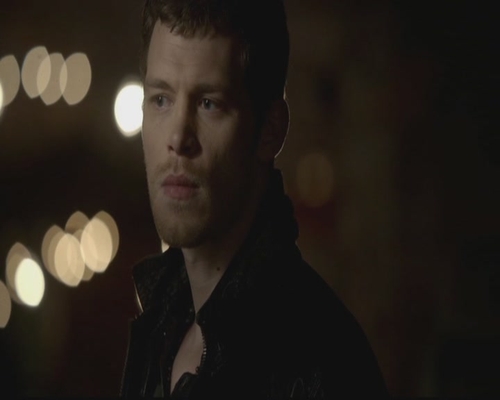 VampireDiariesWorld-dot-org_TheOriginals1x12DanceBackFromTheGrave1524.jpg