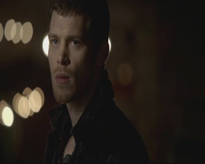 VampireDiariesWorld-dot-org_TheOriginals1x12DanceBackFromTheGrave1525.jpg