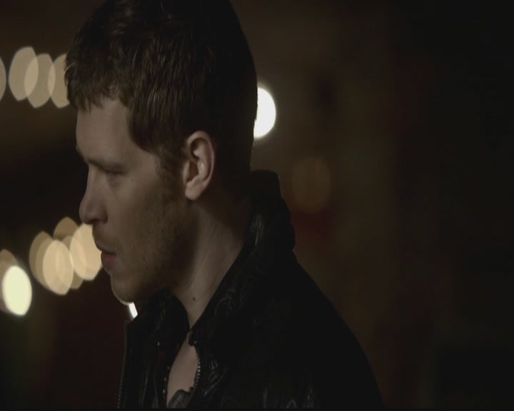 VampireDiariesWorld-dot-org_TheOriginals1x12DanceBackFromTheGrave1528.jpg