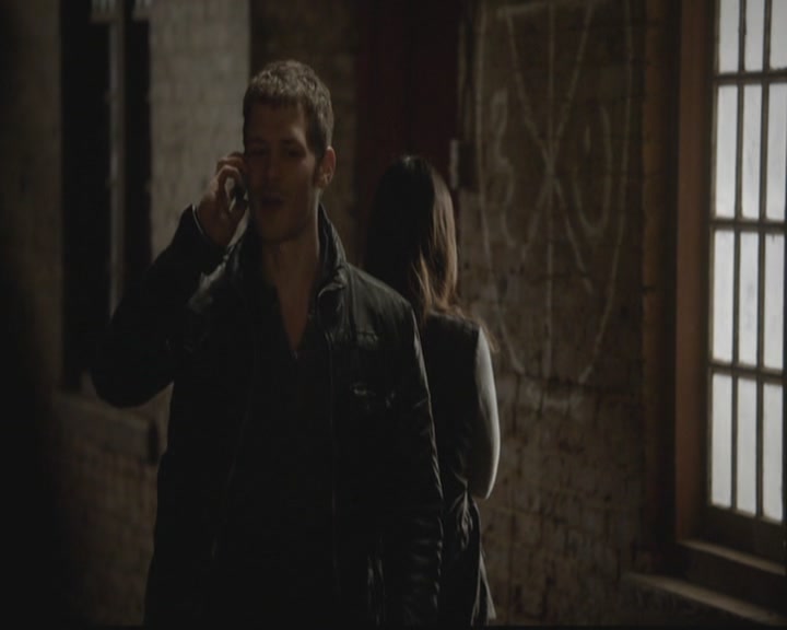 VampireDiariesWorld-dot-org_TheOriginals1x12DanceBackFromTheGrave1532.jpg