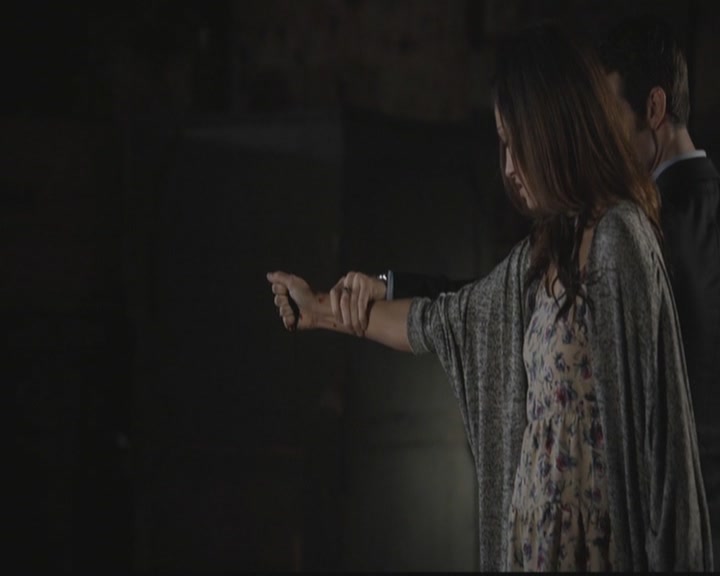 VampireDiariesWorld-dot-org_TheOriginals1x12DanceBackFromTheGrave1675.jpg