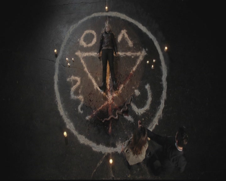 VampireDiariesWorld-dot-org_TheOriginals1x12DanceBackFromTheGrave1687.jpg
