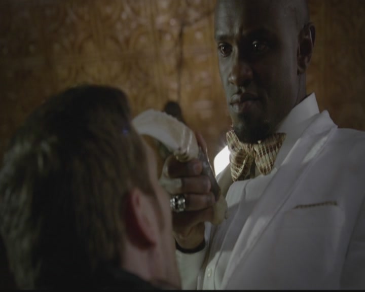 VampireDiariesWorld-dot-org_TheOriginals1x12DanceBackFromTheGrave1702.jpg