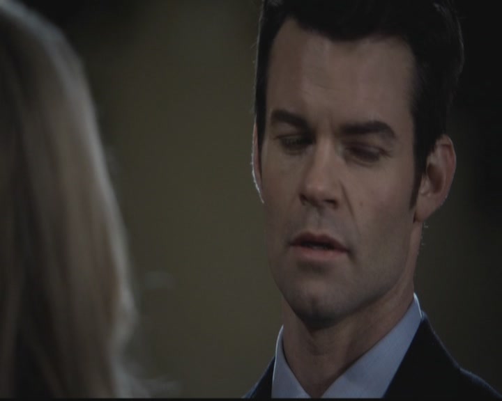 VampireDiariesWorld-dot-org_TheOriginals1x12DanceBackFromTheGrave1837.jpg
