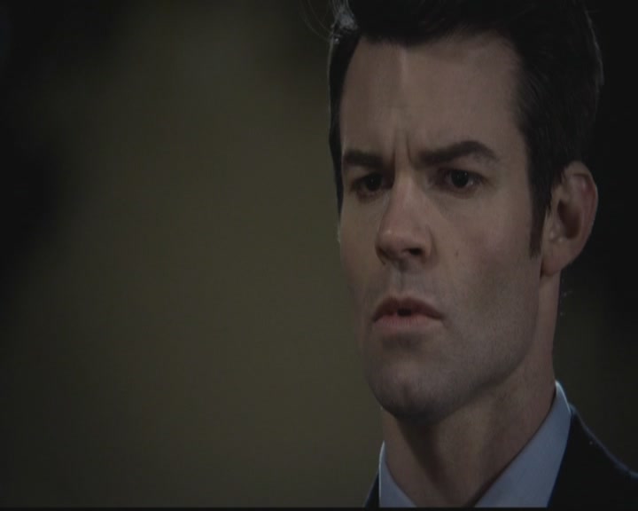 VampireDiariesWorld-dot-org_TheOriginals1x12DanceBackFromTheGrave1850.jpg