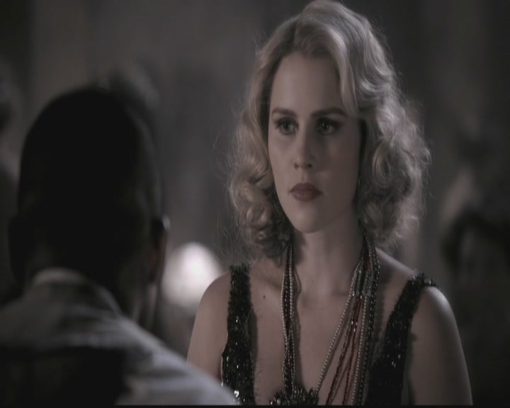 VampireDiariesWorld-dot-org_TheOriginals1x12DanceBackFromTheGrave1936.jpg