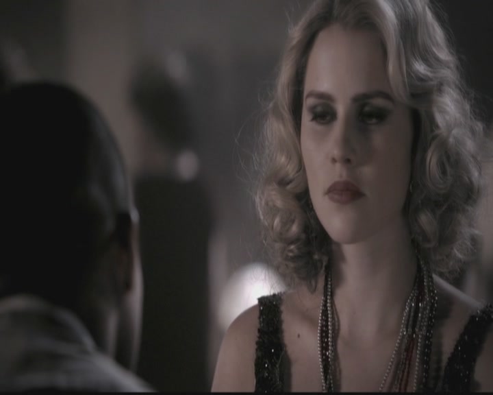VampireDiariesWorld-dot-org_TheOriginals1x12DanceBackFromTheGrave1941.jpg